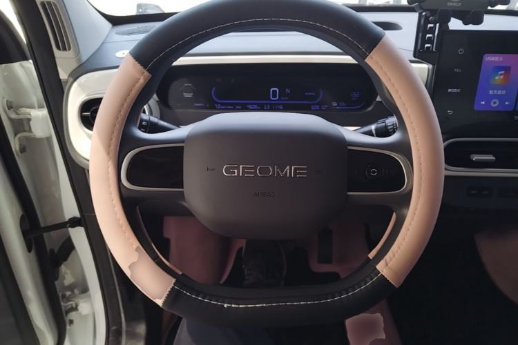 Used Geely Galaxy Panda 2025 210km Panda Kart Steering Wheel