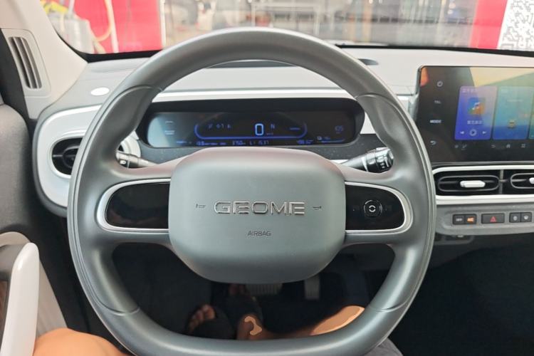 Used Geely Galaxy Panda 2025 210 km – Yuanqi Bear Steering Wheel