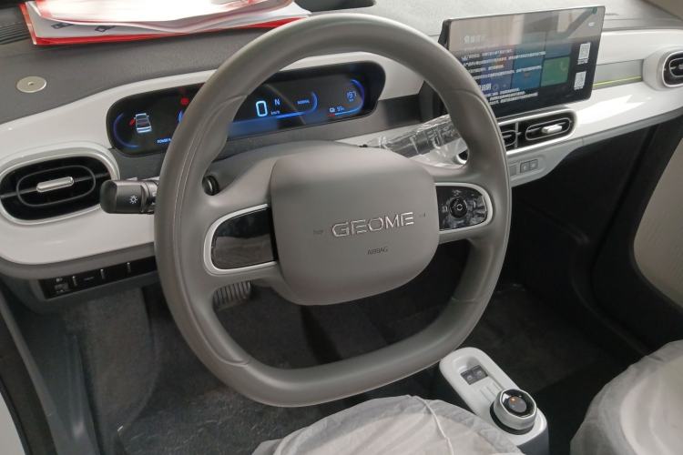 Used Geely Galaxy Panda 2025 210 km – Yuanqi Bear Steering Wheel