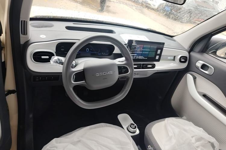 Used Geely Galaxy Panda 2025 210 km – Yuanqi Bear Steering Wheel