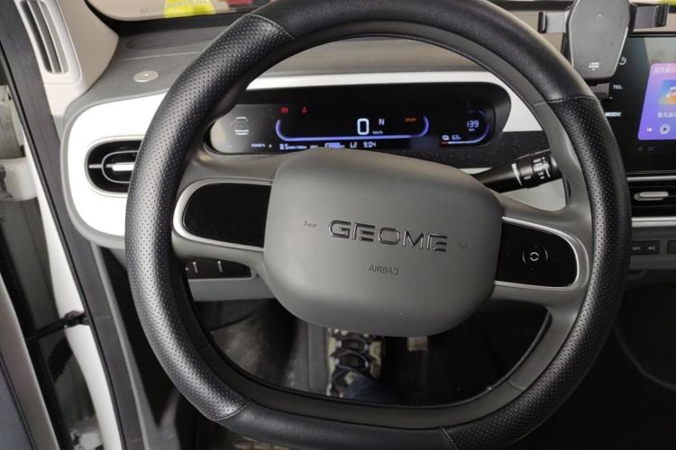Used Geely Galaxy Panda 2025 210km Panda Rider Steering Wheel