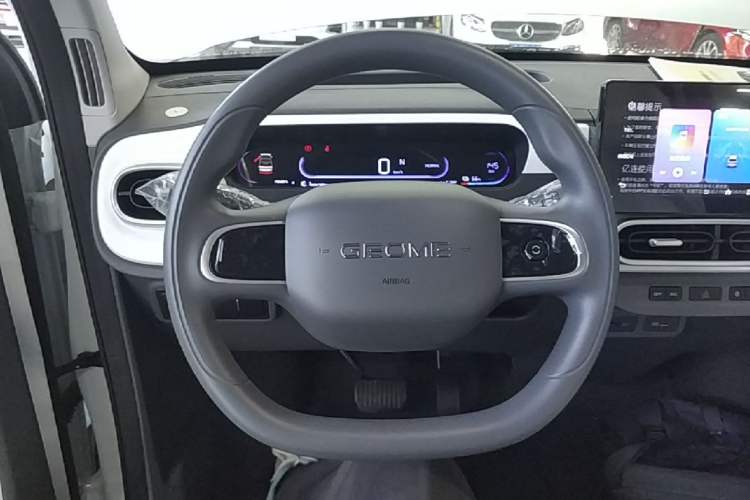 Used Geely Galaxy Panda 2025 210 km – Yuanqi Bear Steering Wheel
