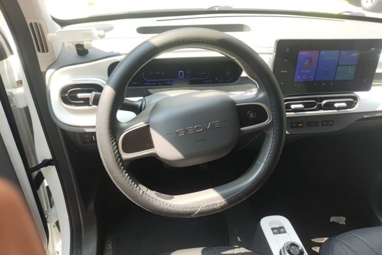 Used Geely Galaxy Panda 2025 210km Panda Rider Steering Wheel
