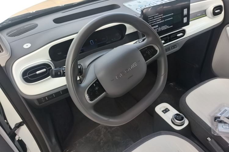 Used Geely Galaxy Panda 2025 210 km – Yuanqi Bear Steering Wheel