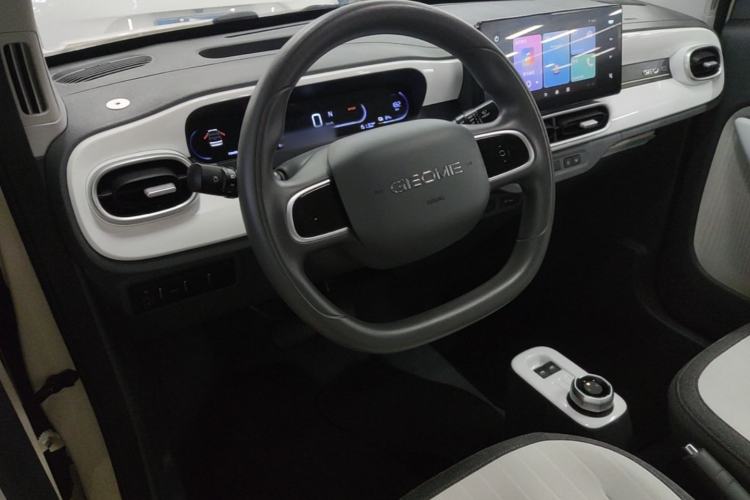 Used Geely Galaxy Panda 2025 210 km – Yuanqi Bear Steering Wheel