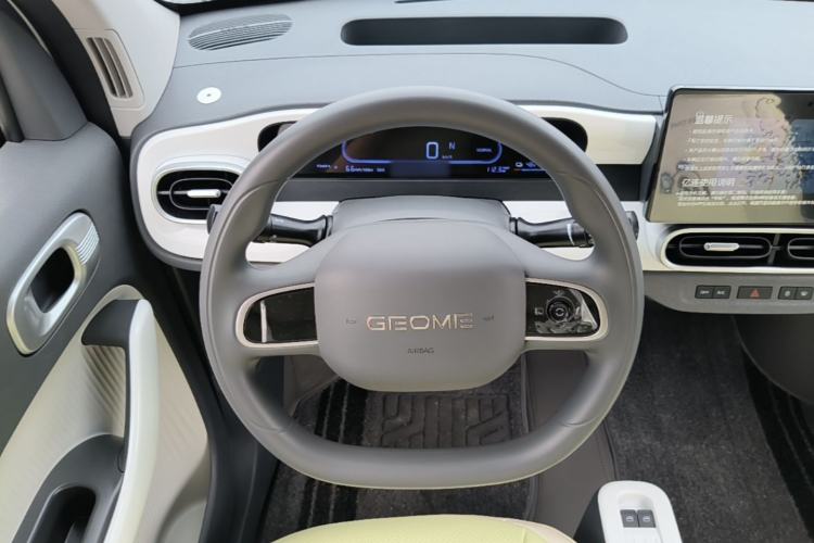Used Geely Galaxy Panda 2025 210 km – Yuanqi Bear Steering Wheel