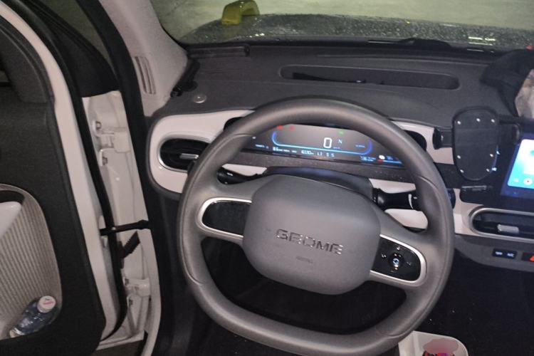 Used Geely Galaxy Panda 2025 210km Panda Rider Steering Wheel