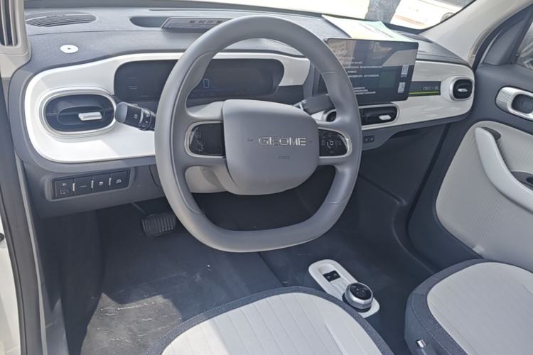 Used Geely Galaxy Panda 2025 210 km – Yuanqi Bear Steering Wheel