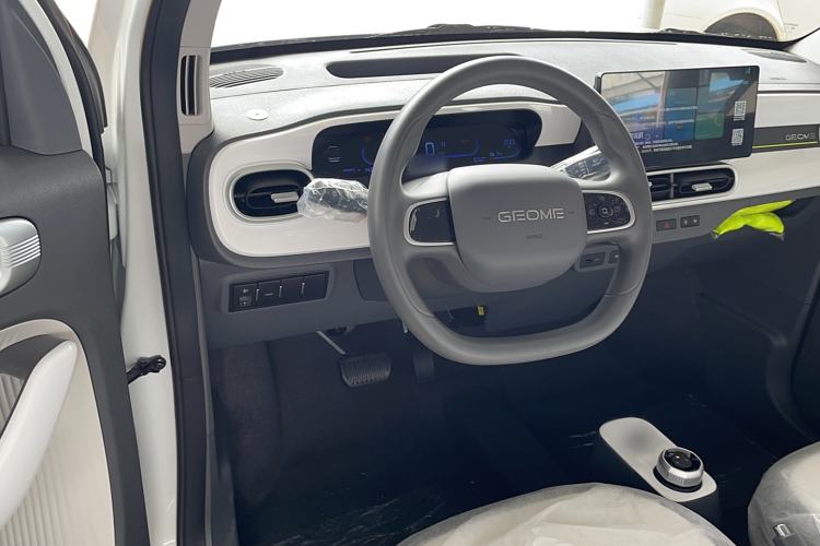 Used Geely Galaxy Panda 2025 210 km – Yuanqi Bear Steering Wheel