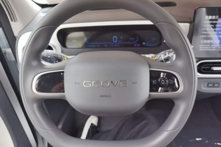 Used Geely Galaxy Panda 2025 210 km – Yuanqi Bear Steering Wheel