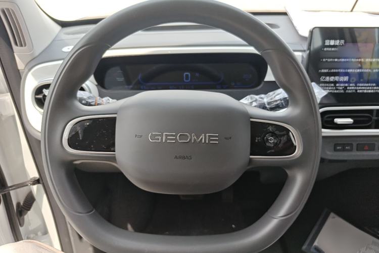 Used Geely Galaxy Panda 2025 210 km – Yuanqi Bear Steering Wheel