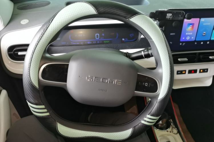 Used Geely Galaxy Panda 2025 210 km – Yuanqi Bear Steering Wheel