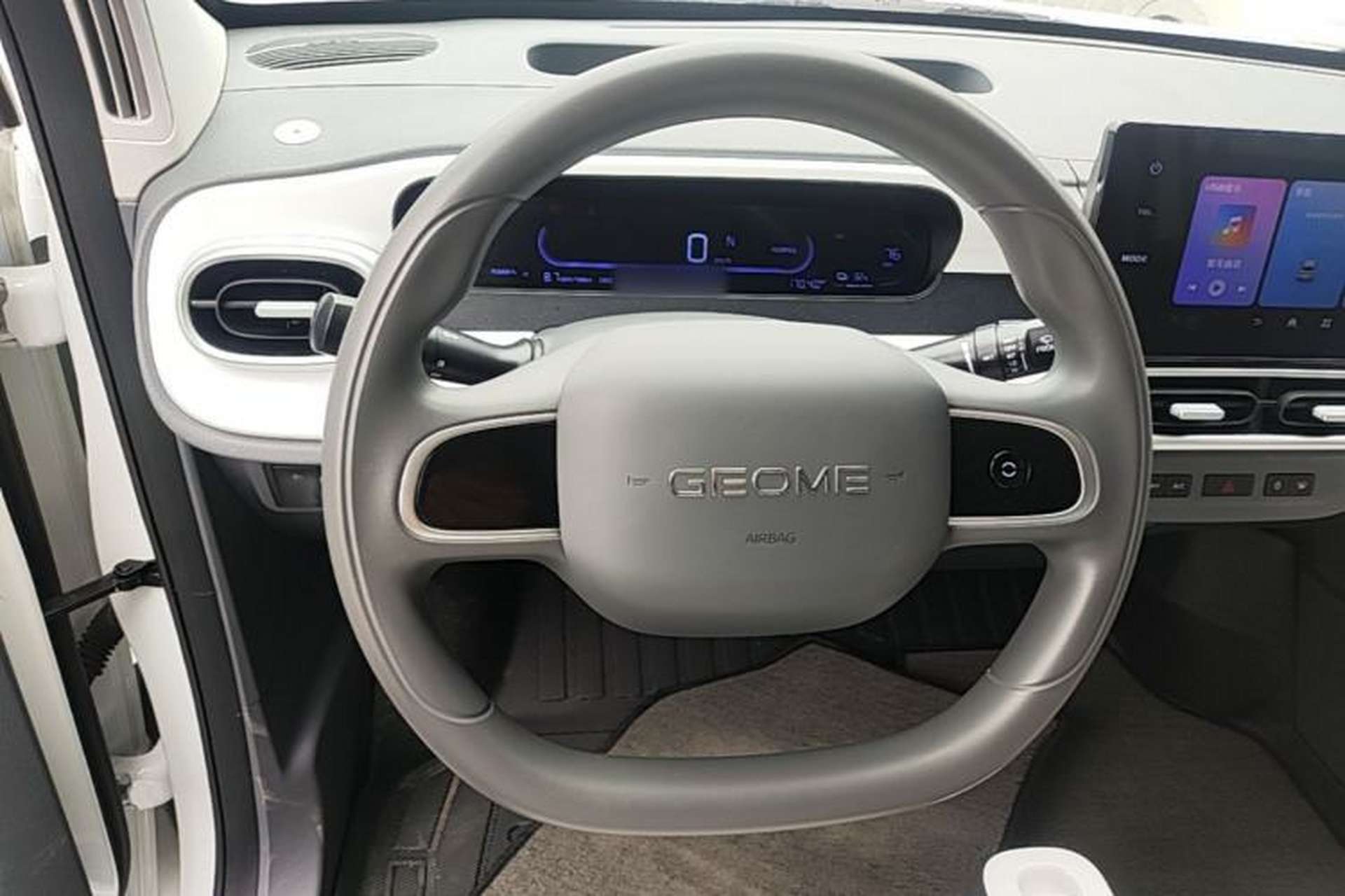 Used Geely Galaxy Panda 2025 210 km – Yuanqi Bear Steering Wheel