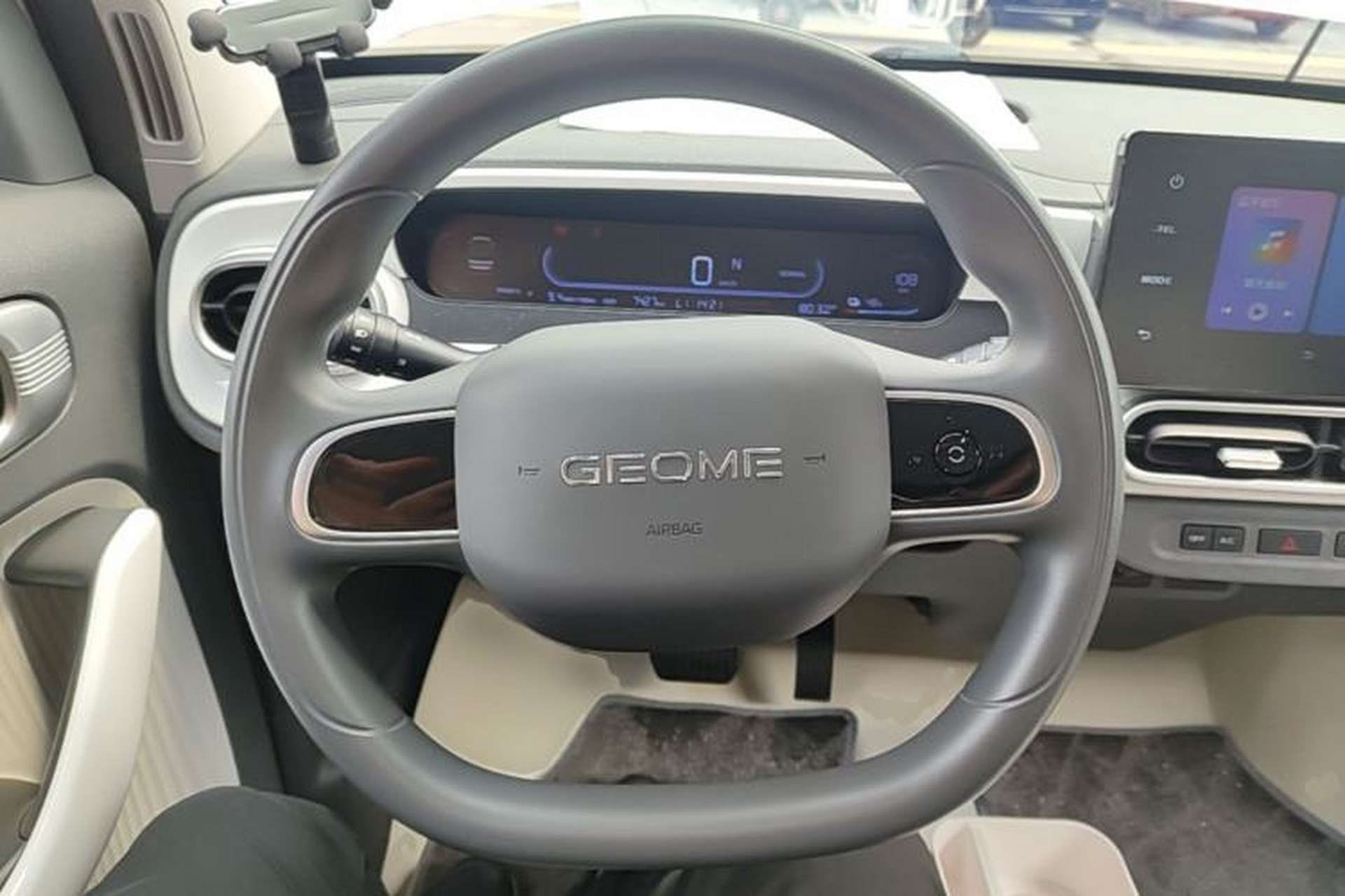 Used Geely Galaxy Panda 2025 210km Panda Rider Steering Wheel
