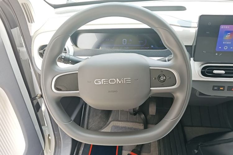 Used Geely Galaxy Panda 2025 210km Panda Kart Steering Wheel