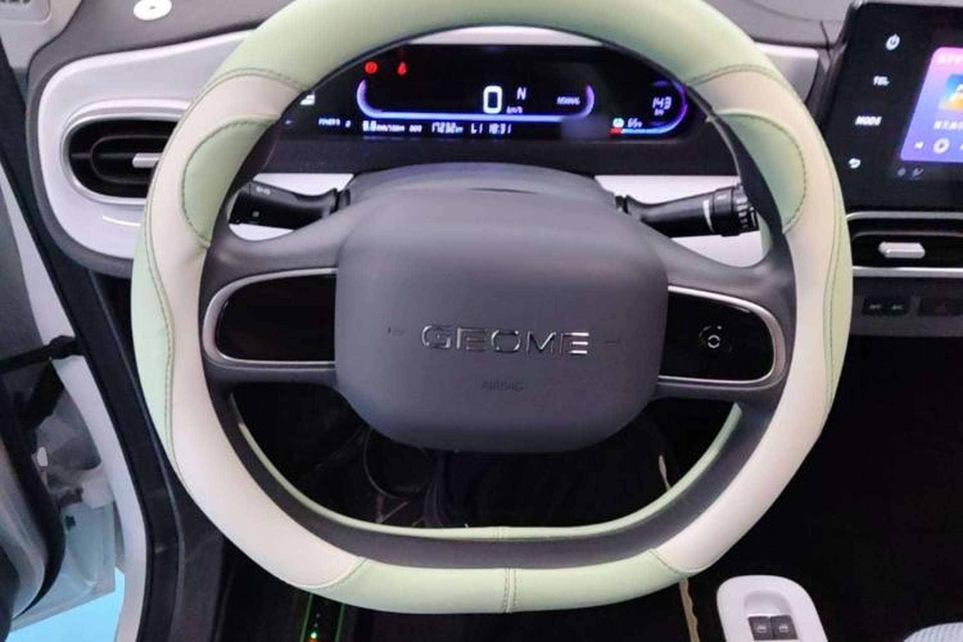 Used Geely Galaxy Panda 2025 210 km – Yuanqi Bear Steering Wheel