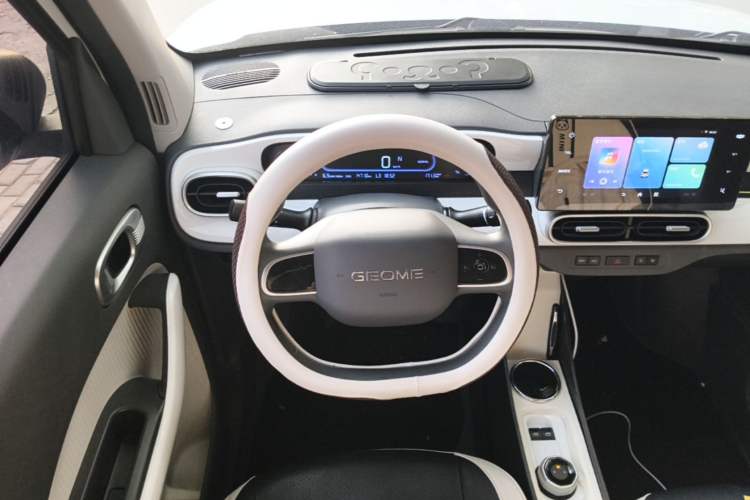 Used Geely Galaxy Panda 2025 210 km – Yuanqi Bear Steering Wheel