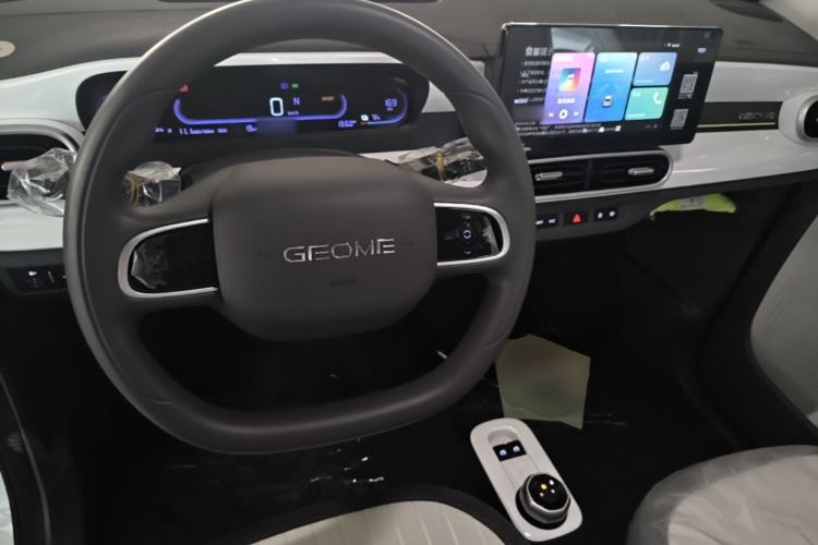 Used Geely Galaxy Panda 2025 210 km – Yuanqi Bear Steering Wheel