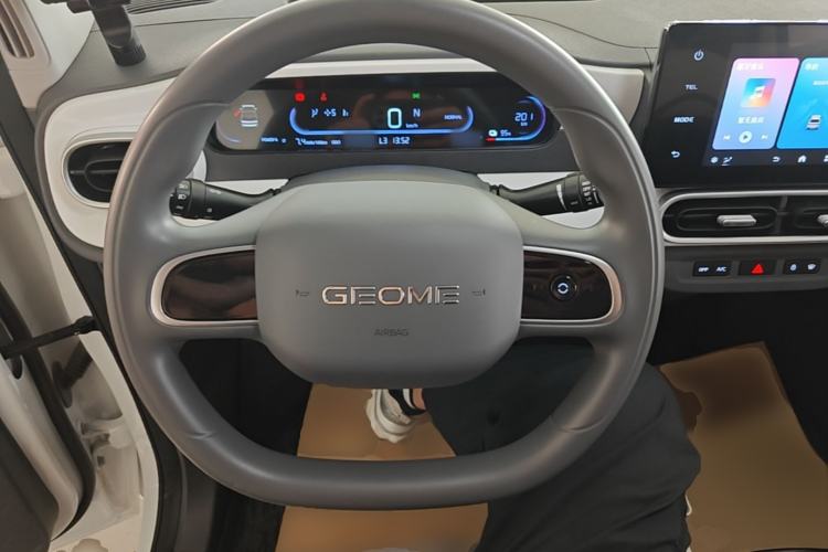 Used Geely Galaxy Panda 2025 210 km – Yuanqi Bear Steering Wheel