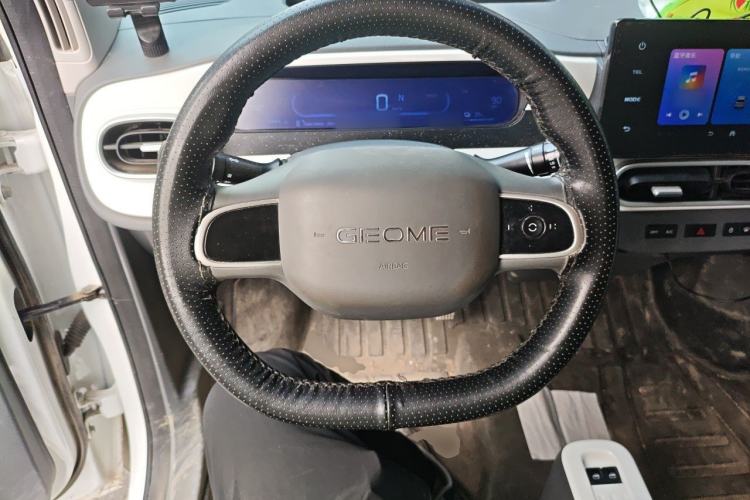 Used Geely Galaxy Panda 2025 210 km – Yuanqi Bear Steering Wheel