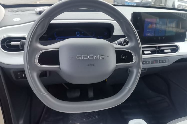 Used Geely Galaxy Panda 2025 210 km – Yuanqi Bear Steering Wheel