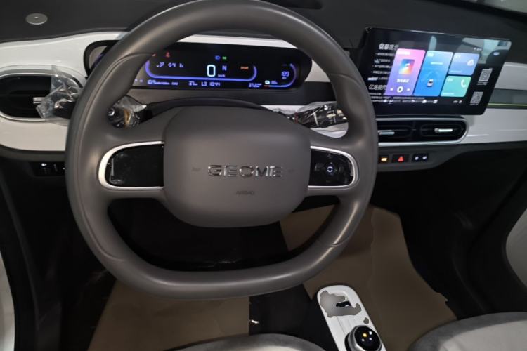 Used Geely Galaxy Panda 2025 210 km – Yuanqi Bear Steering Wheel