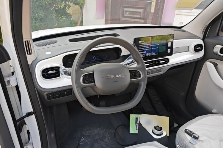 Used Geely Galaxy Panda 2025 210 km – Yuanqi Bear Steering Wheel