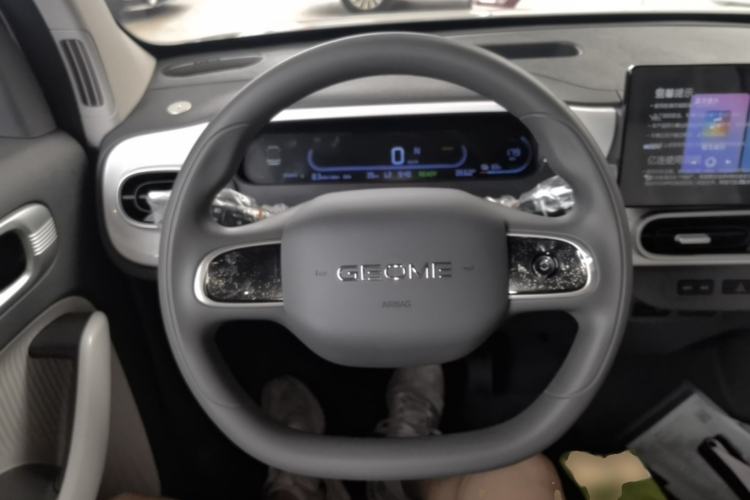 Used Geely Galaxy Panda 2025 210 km – Yuanqi Bear Steering Wheel