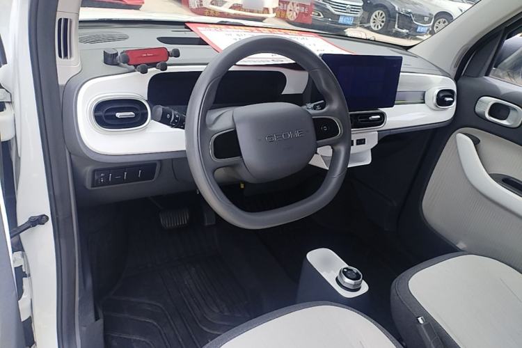 Used Geely Galaxy Panda 2025 210 km – Yuanqi Bear Steering Wheel