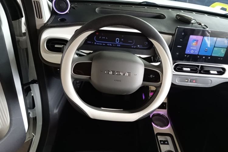 Used Geely Galaxy Panda 2025 210km Panda Rider Steering Wheel