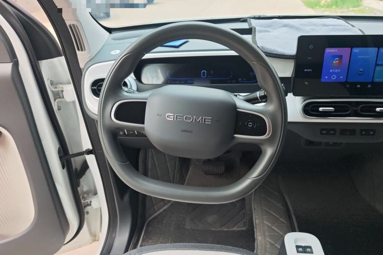 Used Geely Galaxy Panda 2025 210 km – Yuanqi Bear Steering Wheel