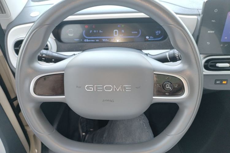 Used Geely Galaxy Panda 2025 210 km – Yuanqi Bear Steering Wheel