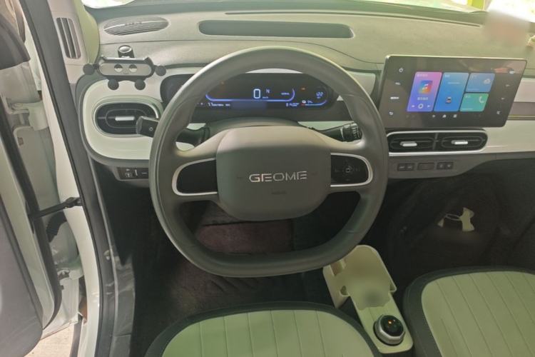 Used Geely Galaxy Panda 2025 210km Panda Rider Steering Wheel
