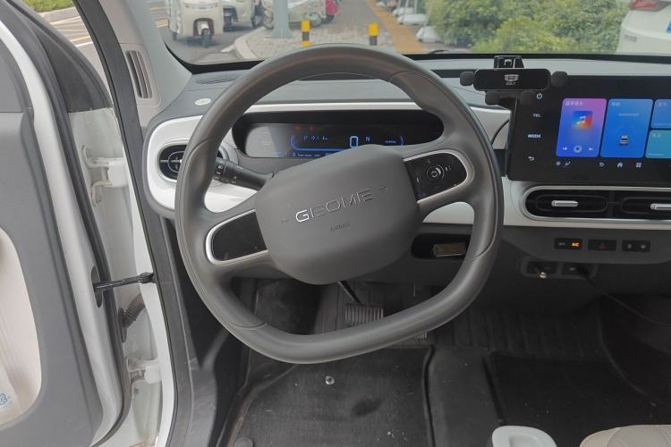 Used Geely Galaxy Panda 2025 210 km – Yuanqi Bear Steering Wheel