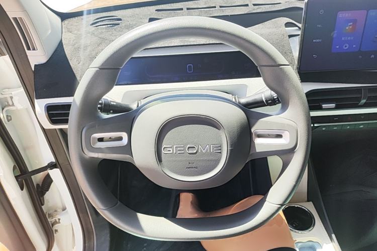 Used Geely Galaxy Panda 2025 210 km – Yuanqi Bear Steering Wheel