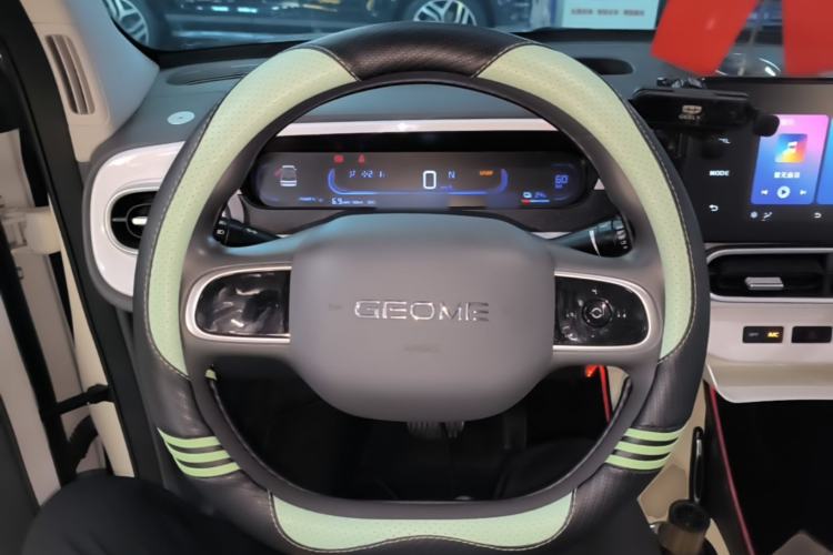 Used Geely Galaxy Panda 2025 210 km – Yuanqi Bear Steering Wheel