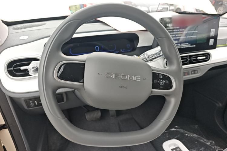 Used Geely Galaxy Panda 2025 210 km – Yuanqi Bear Steering Wheel