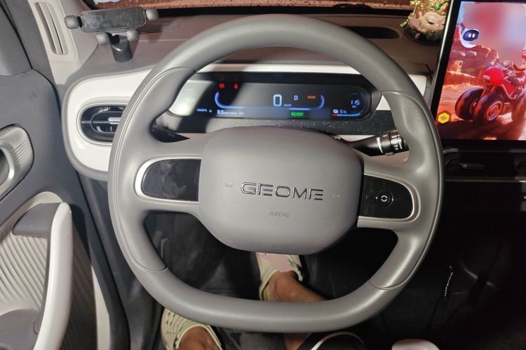 Used Geely Galaxy Panda 2025 210 km – Yuanqi Bear Steering Wheel