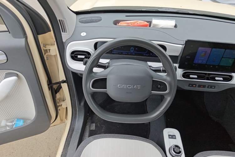 Used Geely Galaxy Panda 2025 210 km – Yuanqi Bear Steering Wheel