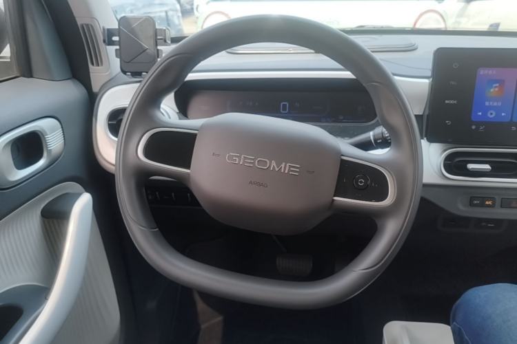 Used Geely Galaxy Panda 2025 210 km – Yuanqi Bear Steering Wheel