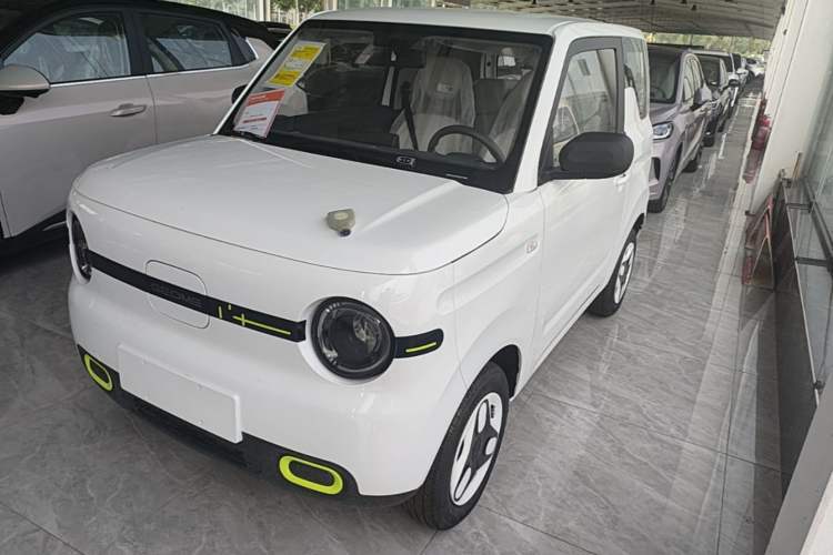 Used Geely Galaxy Panda 2025 210 km – Yuanqi Bear Guazi used car, China used car export, Used car for sale, Used cars, Cheapest cars for sale