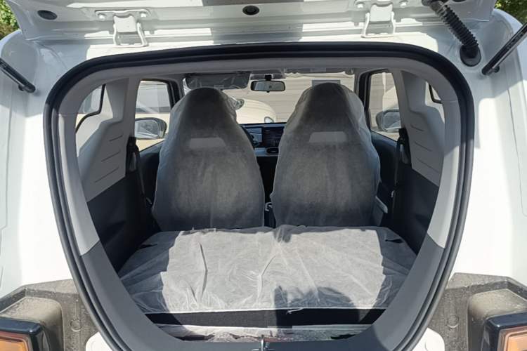 Used Geely Galaxy Panda 2025 210 km – Yuanqi Bear Trunk
