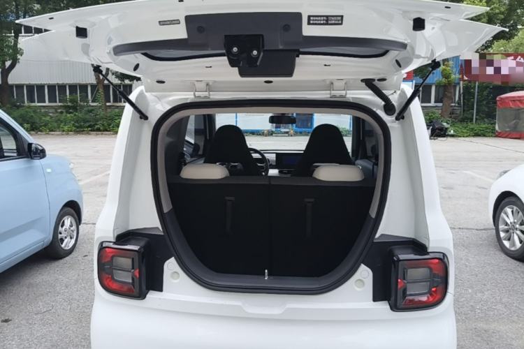 Used Geely Galaxy Panda 2025 210 km – Yuanqi Bear Trunk