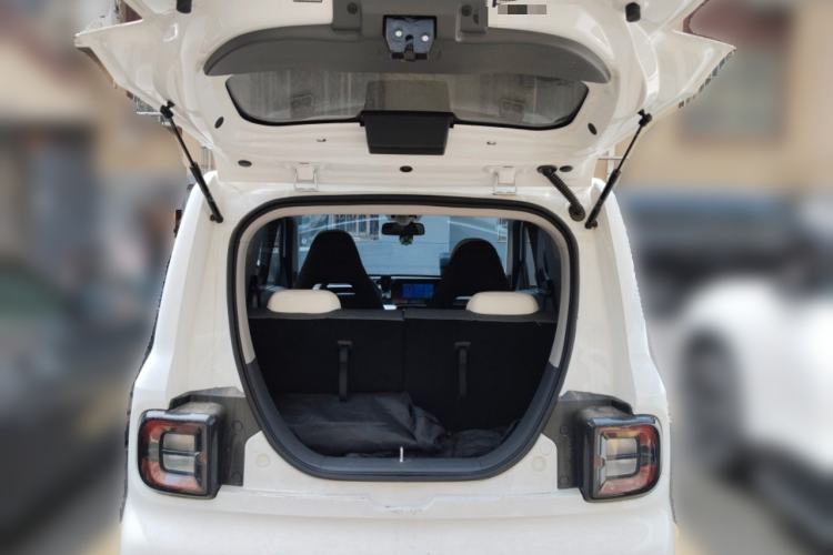 Used Geely Galaxy Panda 2025 210 km – Yuanqi Bear Trunk