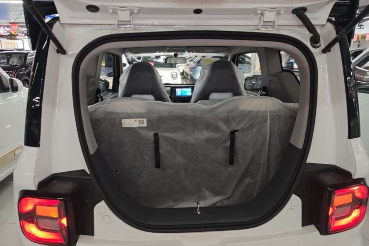 Used Geely Galaxy Panda 2025 210km Panda Kart Trunk