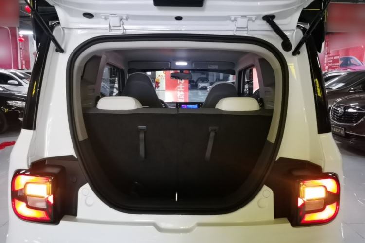 Used Geely Galaxy Panda 2025 210km Panda Kart Trunk
