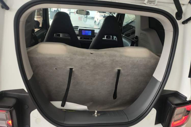 Used Geely Galaxy Panda 2025 210km Panda Kart Trunk