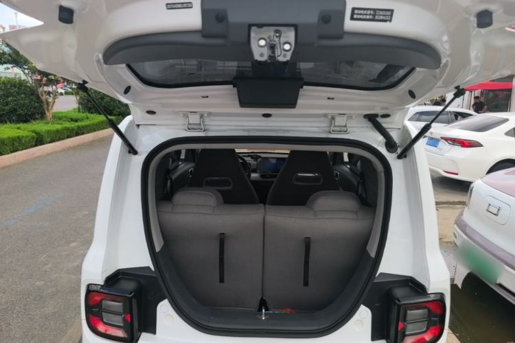 Used Geely Galaxy Panda 2025 210km Panda Rider Trunk