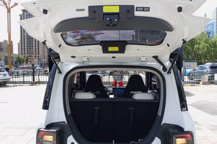 Used Geely Galaxy Panda 2025 210km Panda Kart Trunk