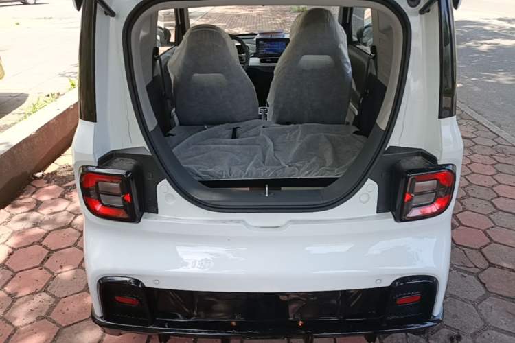 Used Geely Galaxy Panda 2025 210km Panda Kart Trunk